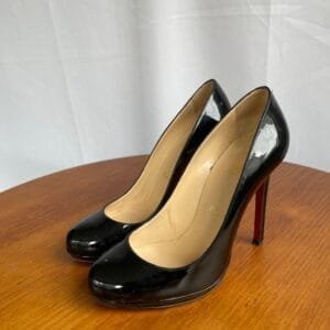 LOUBOUTIN