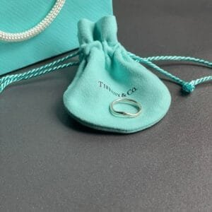TIFFANY & CO
