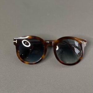 TOM FORD