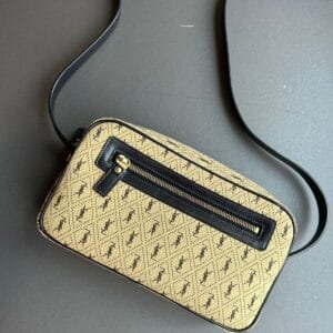 YVES SAINT LAURENT